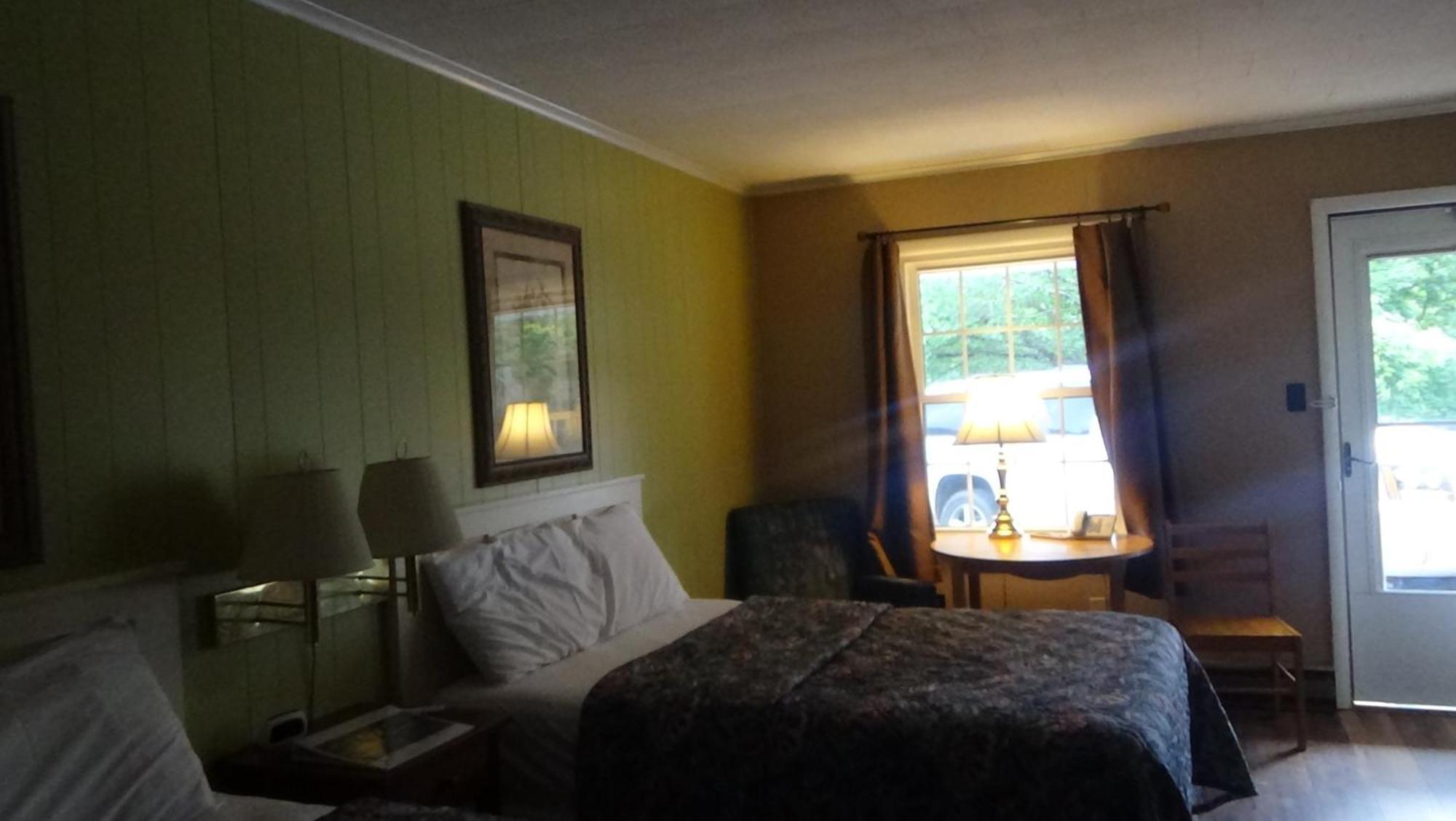 Roseloe Motel ฮ็อตสปริงส์ ภายนอก รูปภาพ